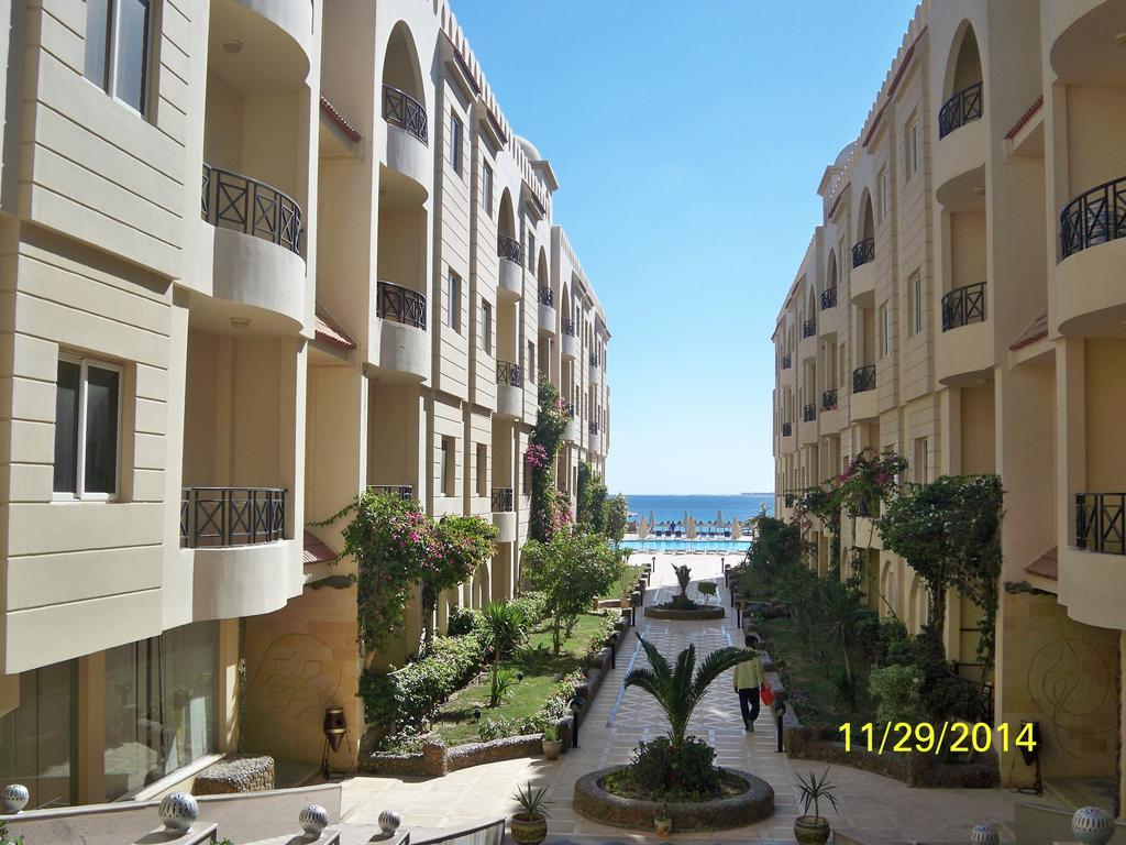 Palm Beach Piazza Apart Hotel Sahl Hasheesh Hurghada Exteriör bild