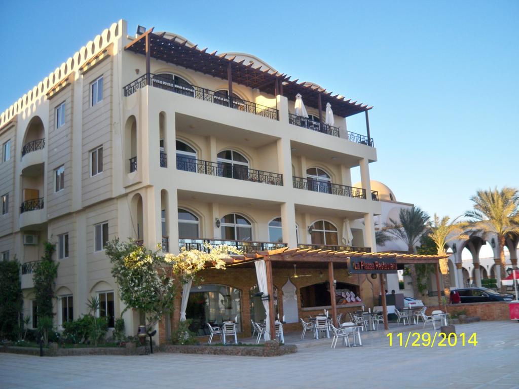 Palm Beach Piazza Apart Hotel Sahl Hasheesh Hurghada Exteriör bild